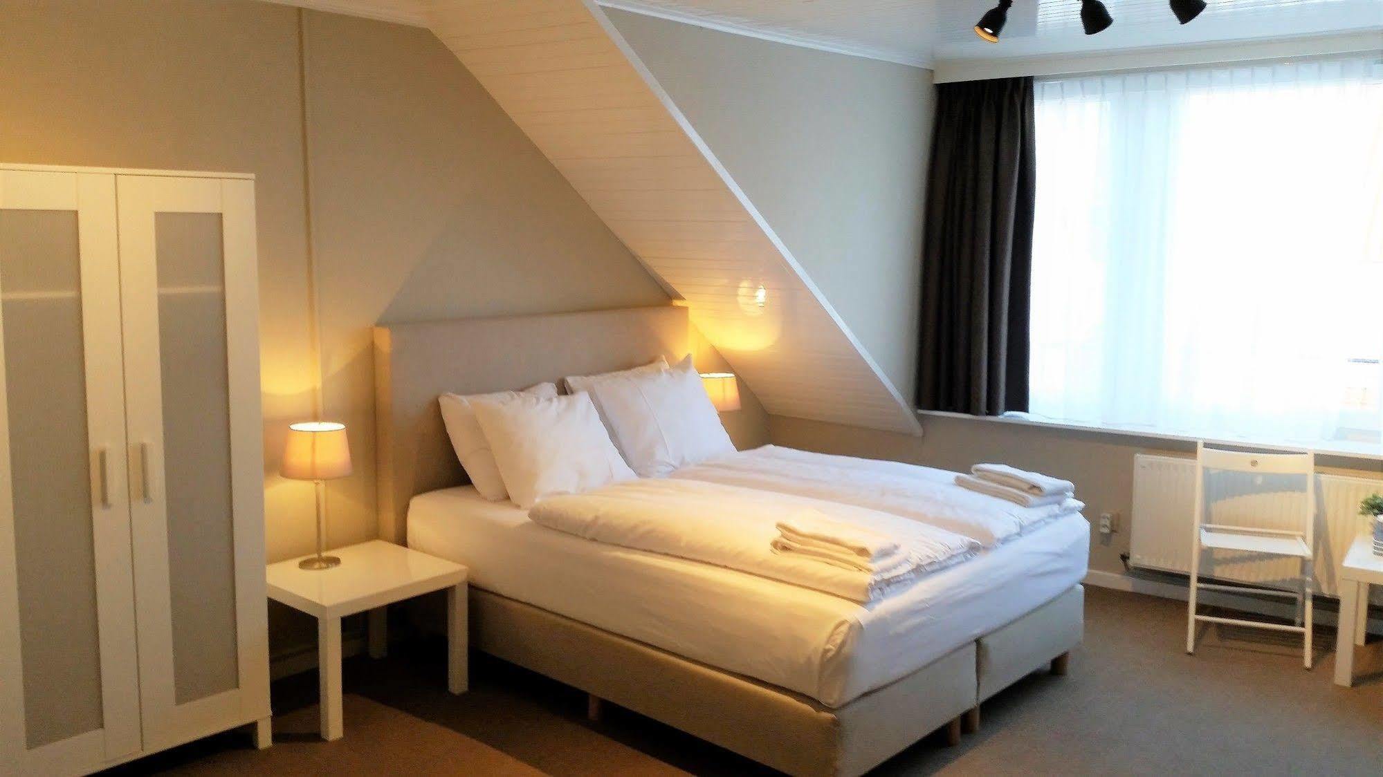 Hotel Franky บลังเคนเบอร์เก ภายนอก รูปภาพ